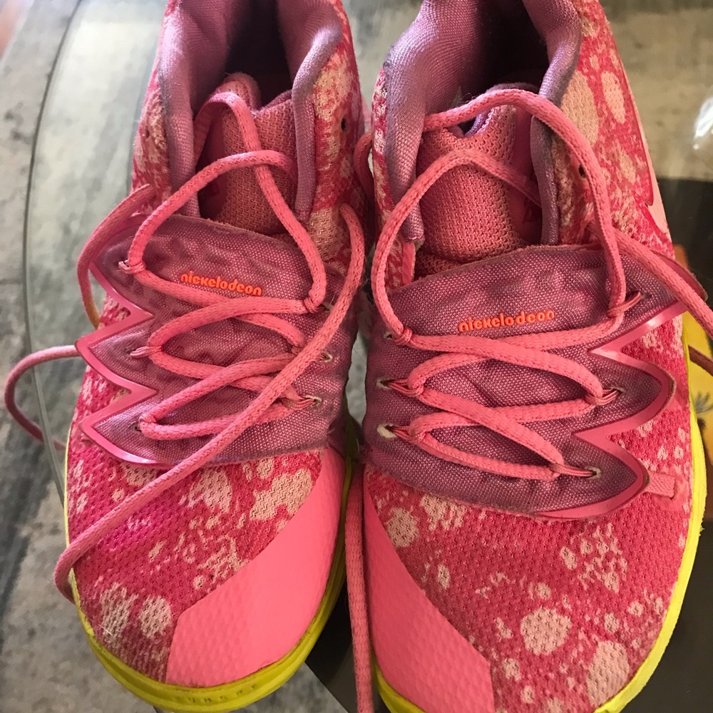 Kyrie Irving Patrick Star Sneakers